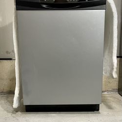 Whirlpool Dishwasher 