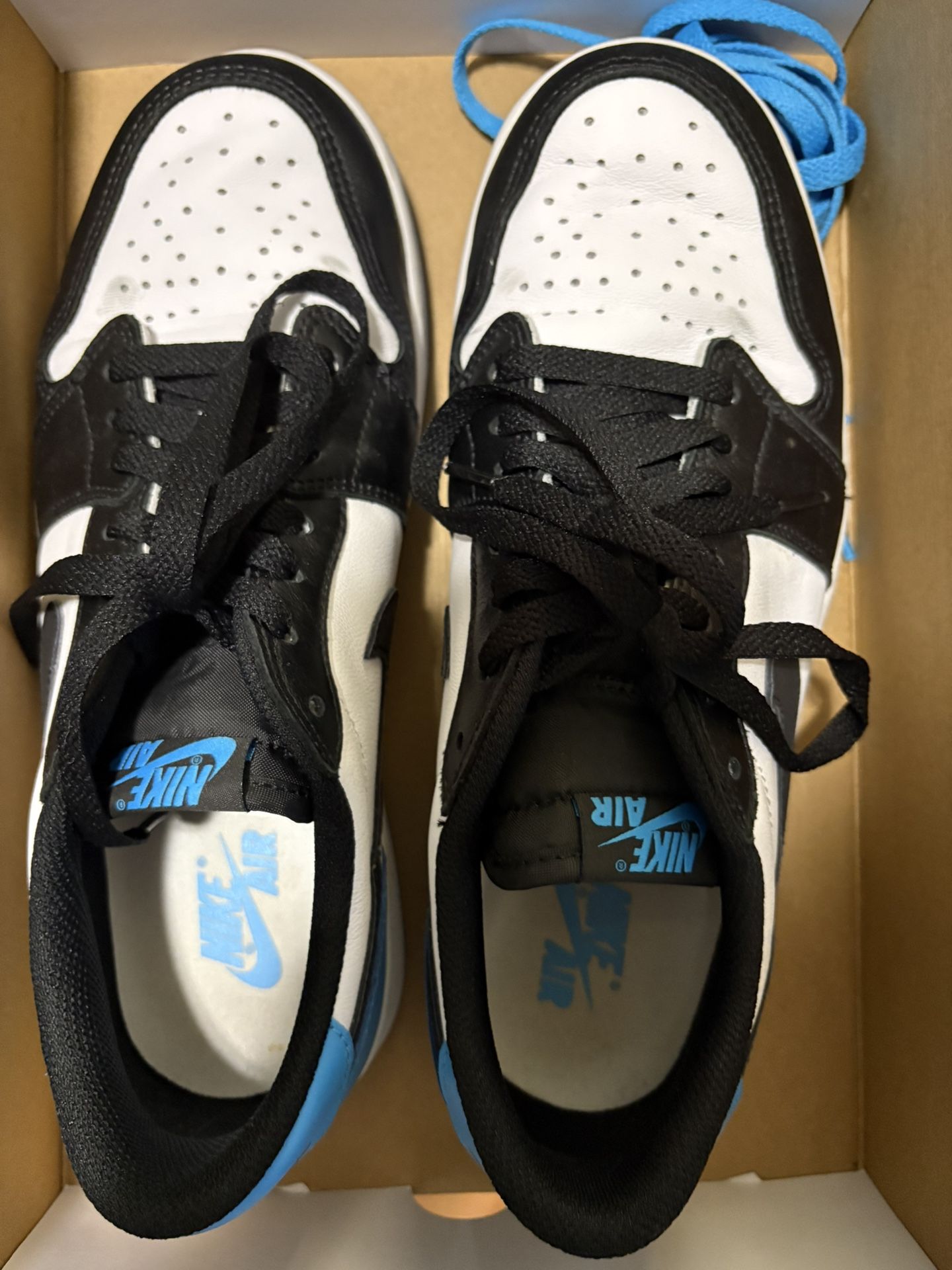 Jordan 1 Low Powder Blue UNC Toe Size 9