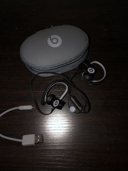 Beats by Dre model 2