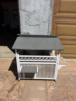 Cat house