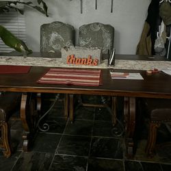 Wood Dining Table with 4 Chairs! 