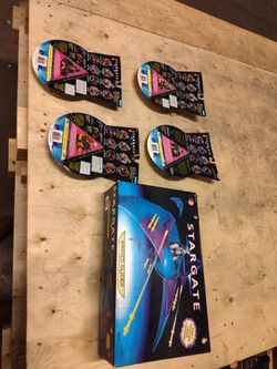 Stargate Figurines