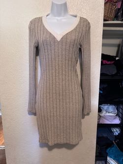 Dresses/Skirts