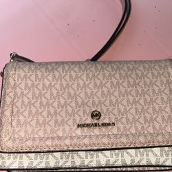 Michael Kors Crossbody Purse