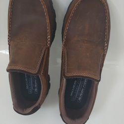 Skechers Extra Wide Fit With Air Cooled Memory Foam Size 9.5