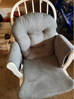 Rocking chair