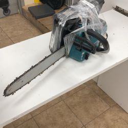 Makita Chainsaw