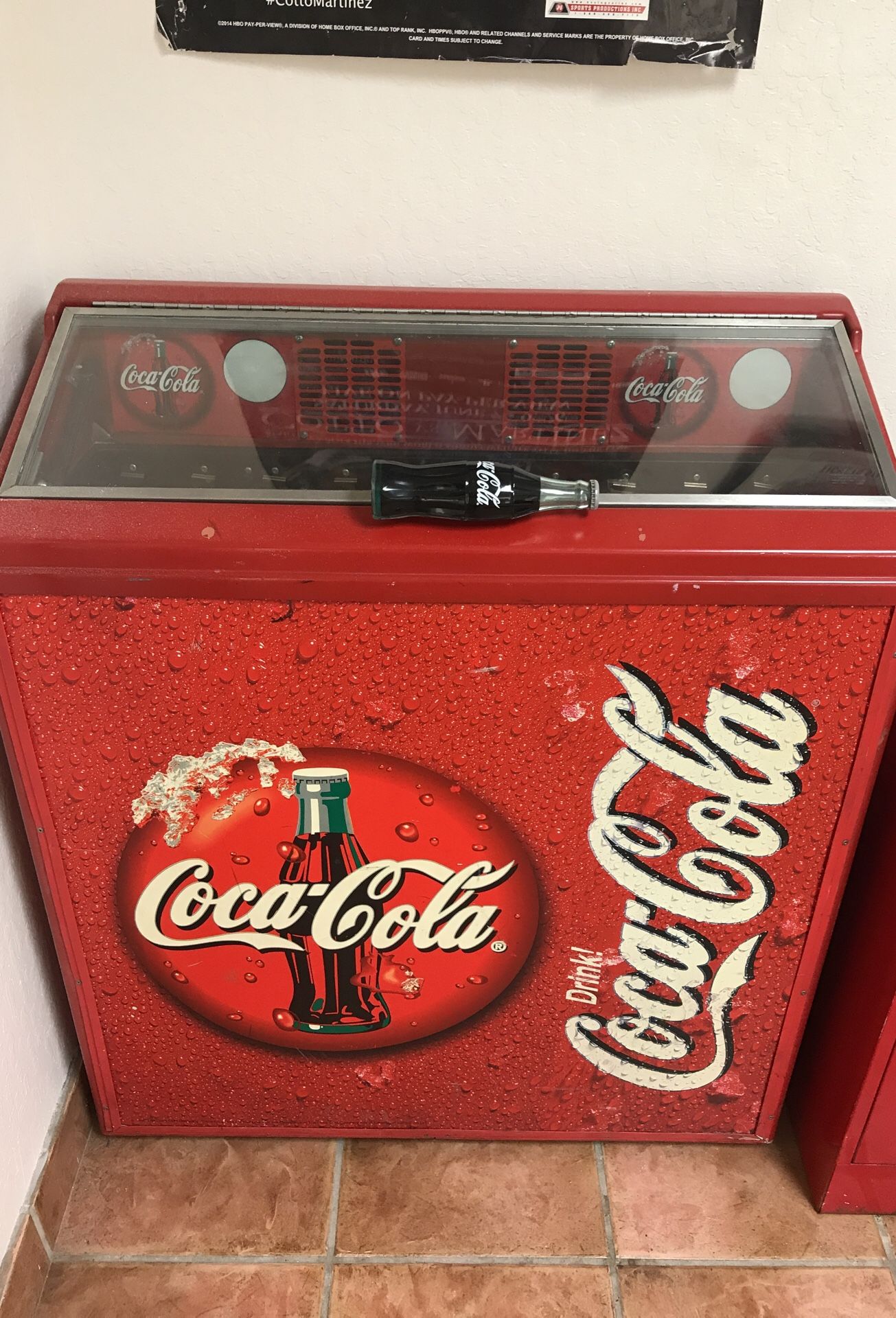 CocaCola soda cooler for Sale in Bakersfield, CA OfferUp