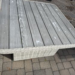Free Fortunoff Oval Outdoor Table And Square Coffee Table 
