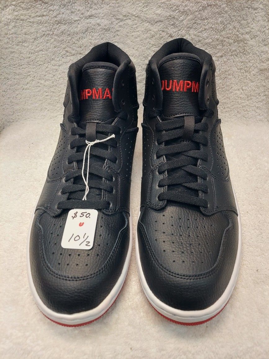 Nike Jumpman Sneakers Size 10 1/2