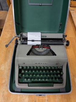 Vintage Royal Typewriter 