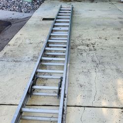 16 Foot Extension Ladder 