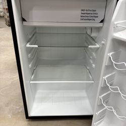 Used mini Fridge With Freezer 
