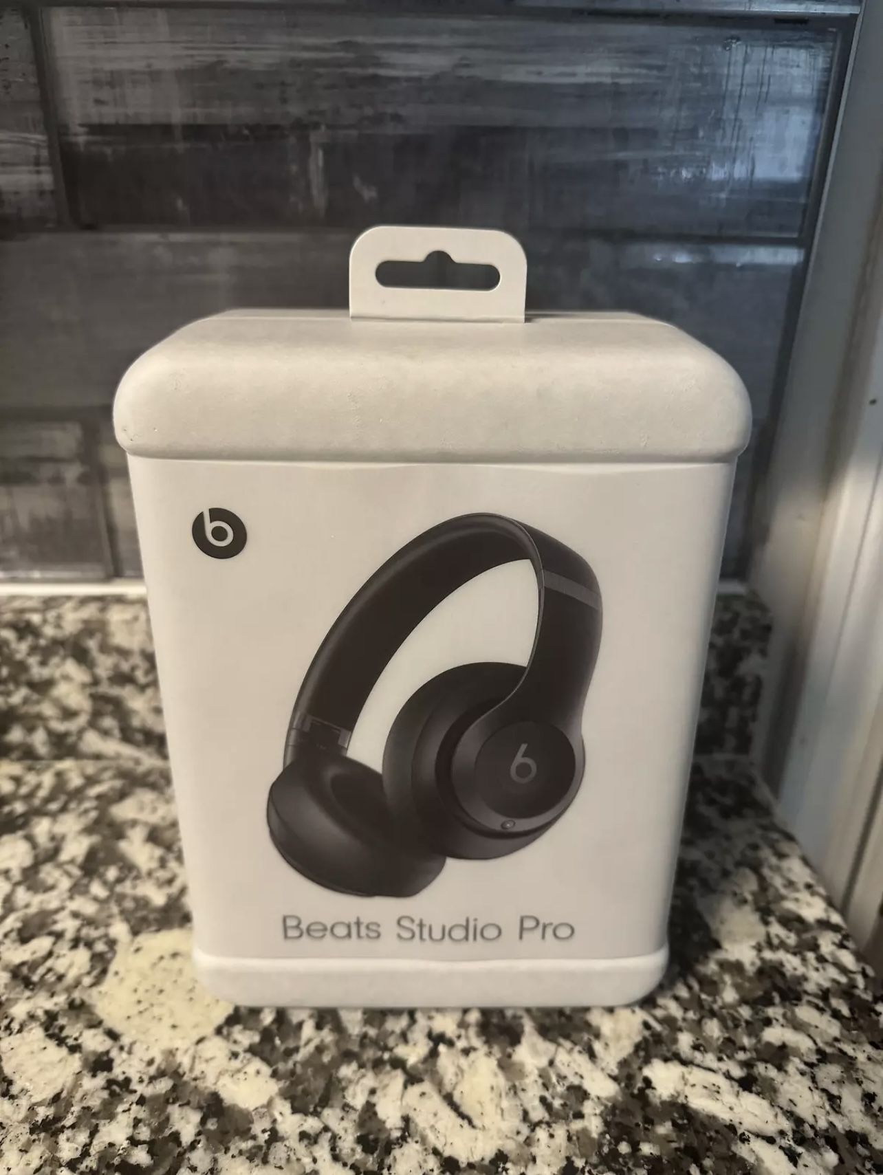 Beats Studio Pro Wireless Headphones - Black