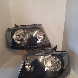 Ford F150/2004/2008 HEADLIGHT 