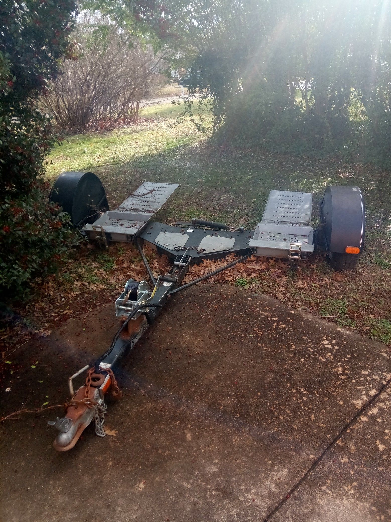 Tow dolly