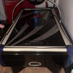 Full size air hockey table