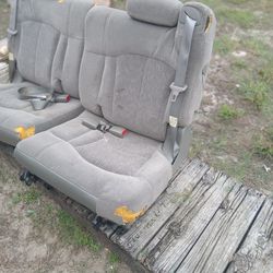 3rd Row Seats For 2002 Chevy Tahoe 35$