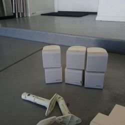 Bose Model 100 - INDOOR OUTDOOR SPEAKERS - bose cubes with wall brackets sony smplifier