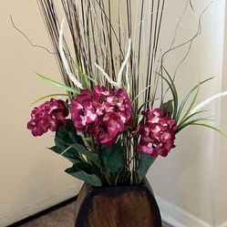 Large 20”H Brown Metal Vase With Flowers And Willow Branches Pickup In Gaithersburg Md20877