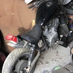 1985 Yamaha 🏍️ Virago Bobber 750 Motorcycle Bike
