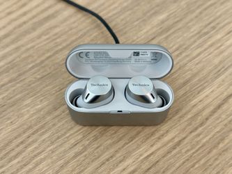 Technics EAH-AZ60 Wireless Earbuds – Noise Cancelling
