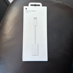 Genuine Apple USB-C To Lightening Adapter