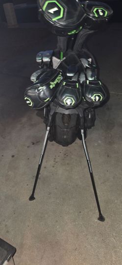 Bombtech 3.0 irons, wedge set, hybrid set, driver and 3 wood