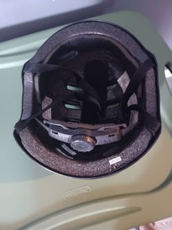 Kids helmets 3 yrs + bluetooth