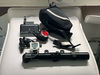 Specialized flux 1200 bicycle headlight bundle