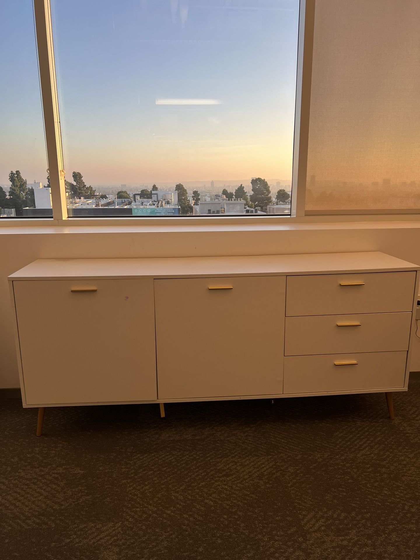 White Cabinet (Dresser/Entertainment Center)