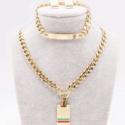 New 3 Piece Set  Fashion Jewelry 