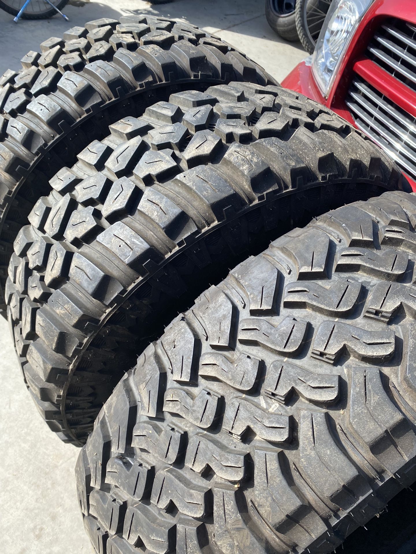 Full Set Of 4 35x12.5r15 Mud Tires for Sale in Los Angeles, CA OfferUp