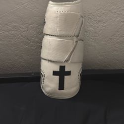 Hollowed Elbow Guard