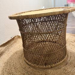 Wicker Table 