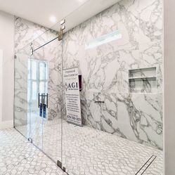 Glass panels for Zero Threshold Layout