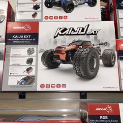 Redcat Kaiju EXT 1/8 Scale 6S Monster Truck.