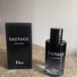 SAUVAGE: Colonge Eat De Parfum 