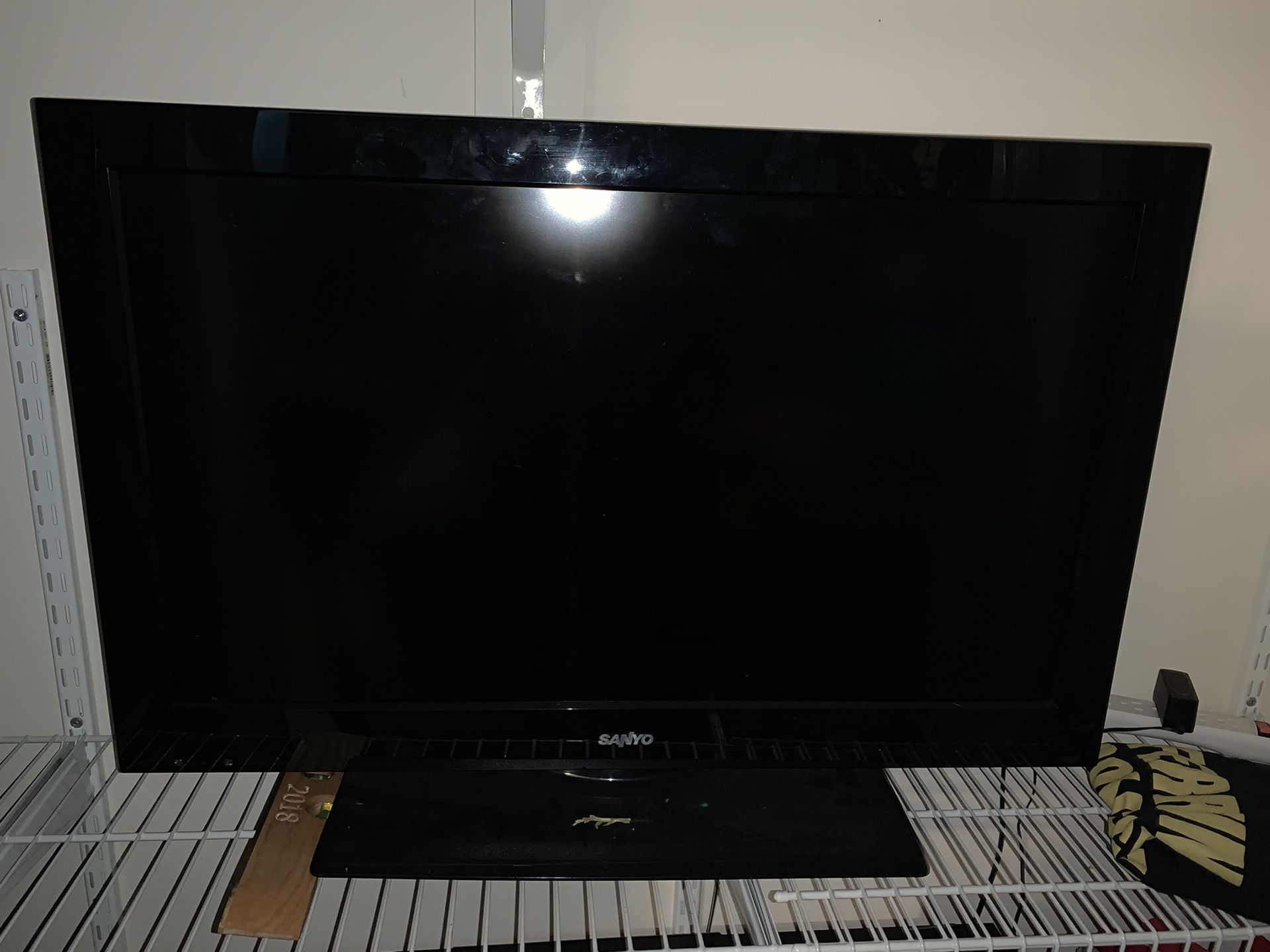 32 inch flat screen