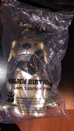 Limited Edition Raising Cane‘S, Dog Golden Birthday Cain Plushy