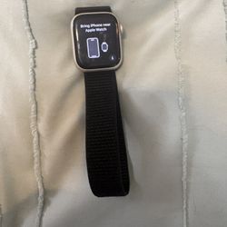 Gently Used Apple I Watch Series 7 With Charger And Two Wrist Bands