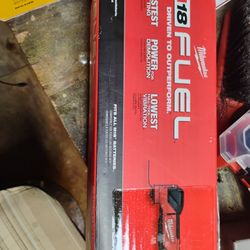 DeWalt And Milwaukee Cordless Tools