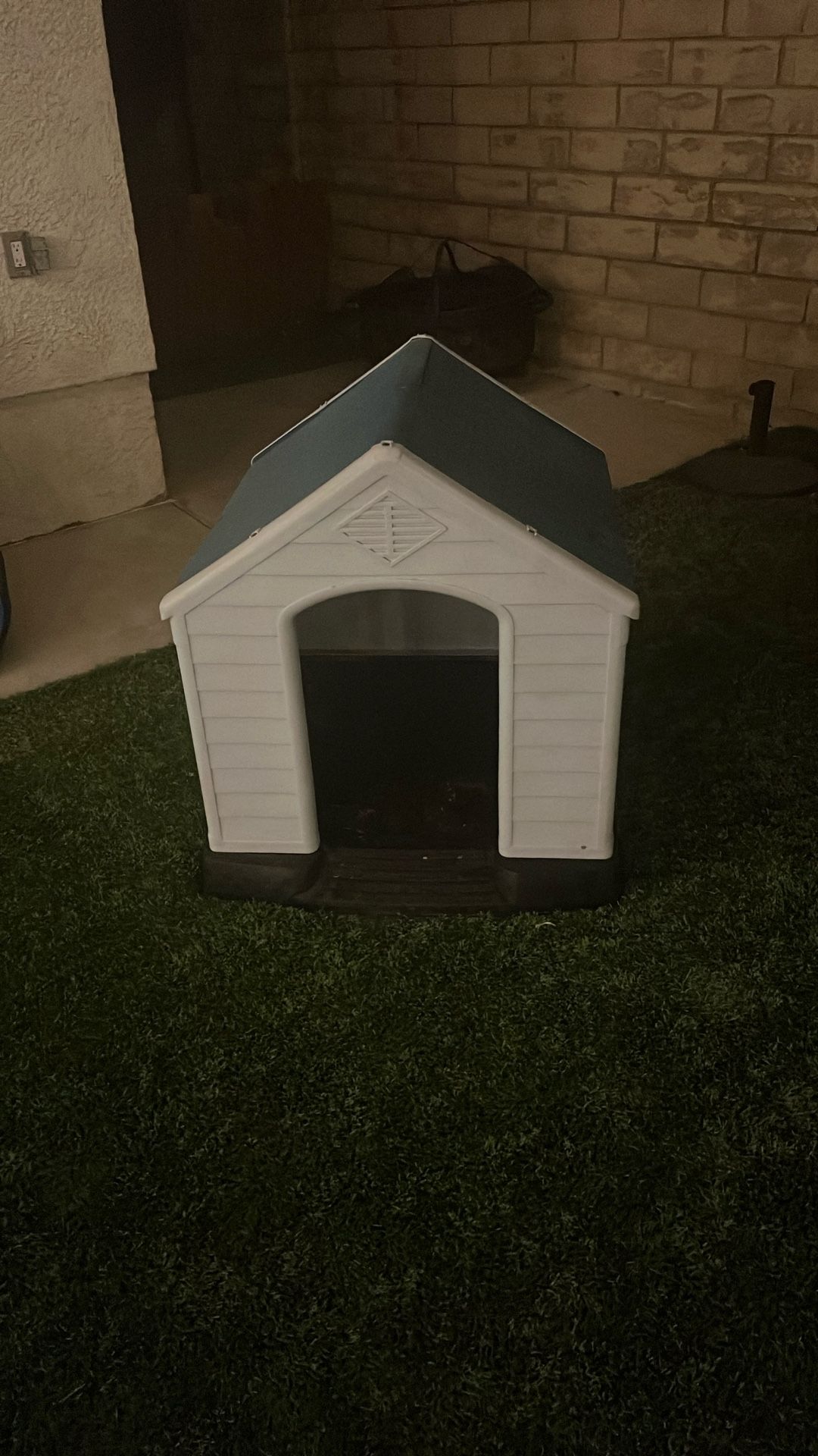 Dog House