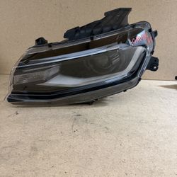 Chevy Camaro Left Headlight 2016 2017 2018 
