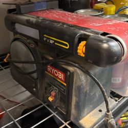 Ryobi Sander 