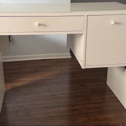 Nail Table/desk  For Sale 