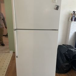 Whirlpool Refrigerator 