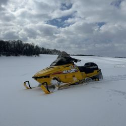 1999 mxc 670 Skidoo 