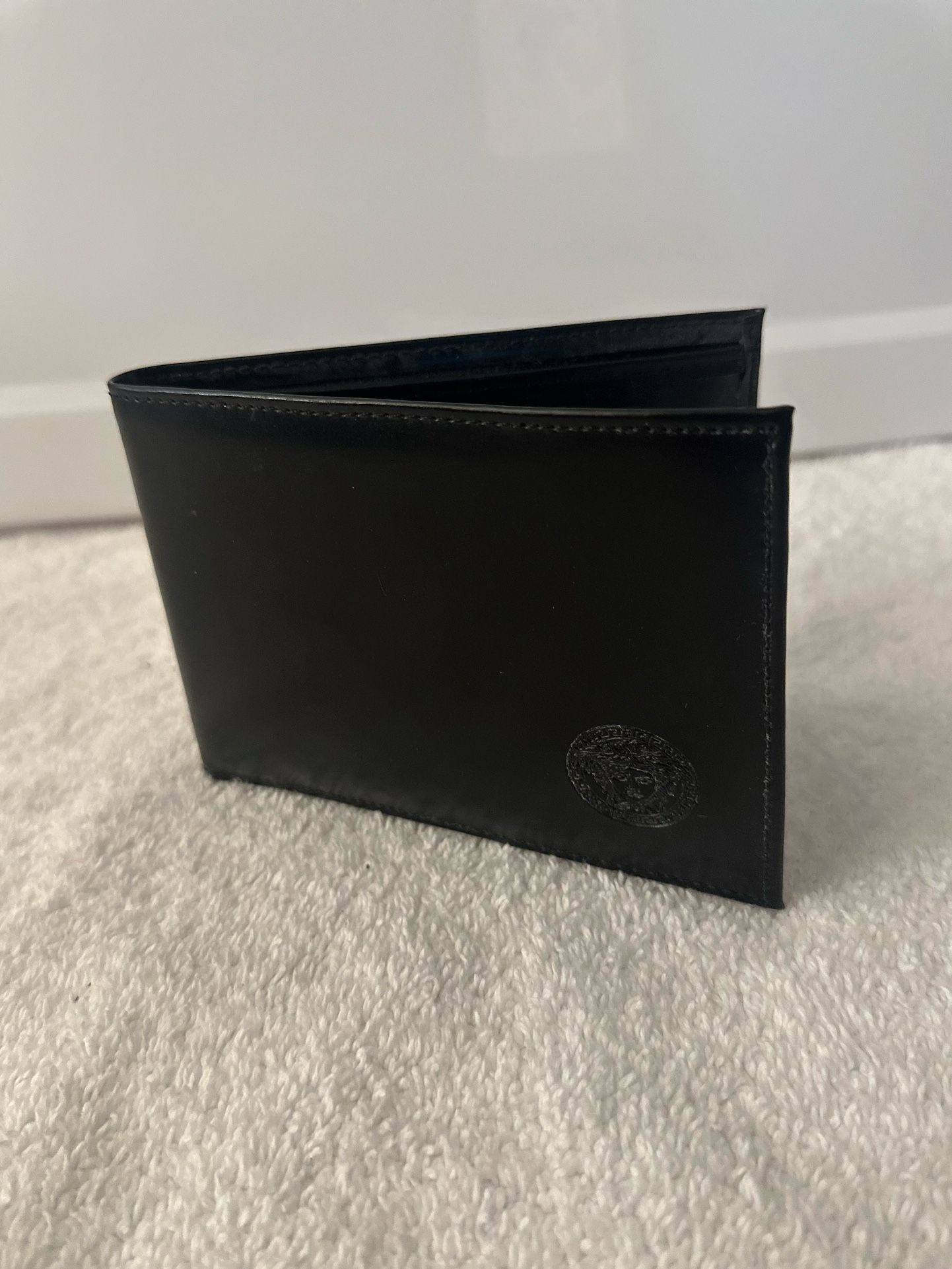 Versace Medusa Black Leather Wallet – Authentic