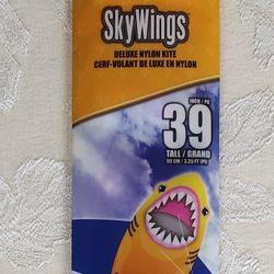 NEW--39" DELUXE KITE.                                                                                                  (Great X-Mas Gift)